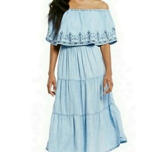 Reba NWT Romantic Western Tiered large chambray off the shoulder midi dress
